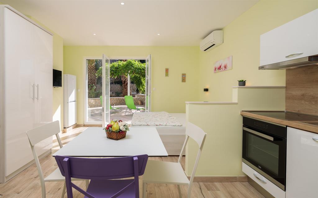 Apartments And Room Alen Duce Ngoại thất bức ảnh
