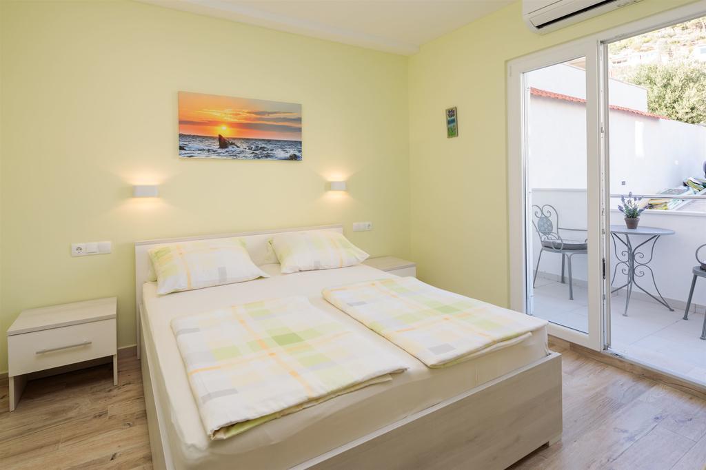 Apartments And Room Alen Duce Ngoại thất bức ảnh