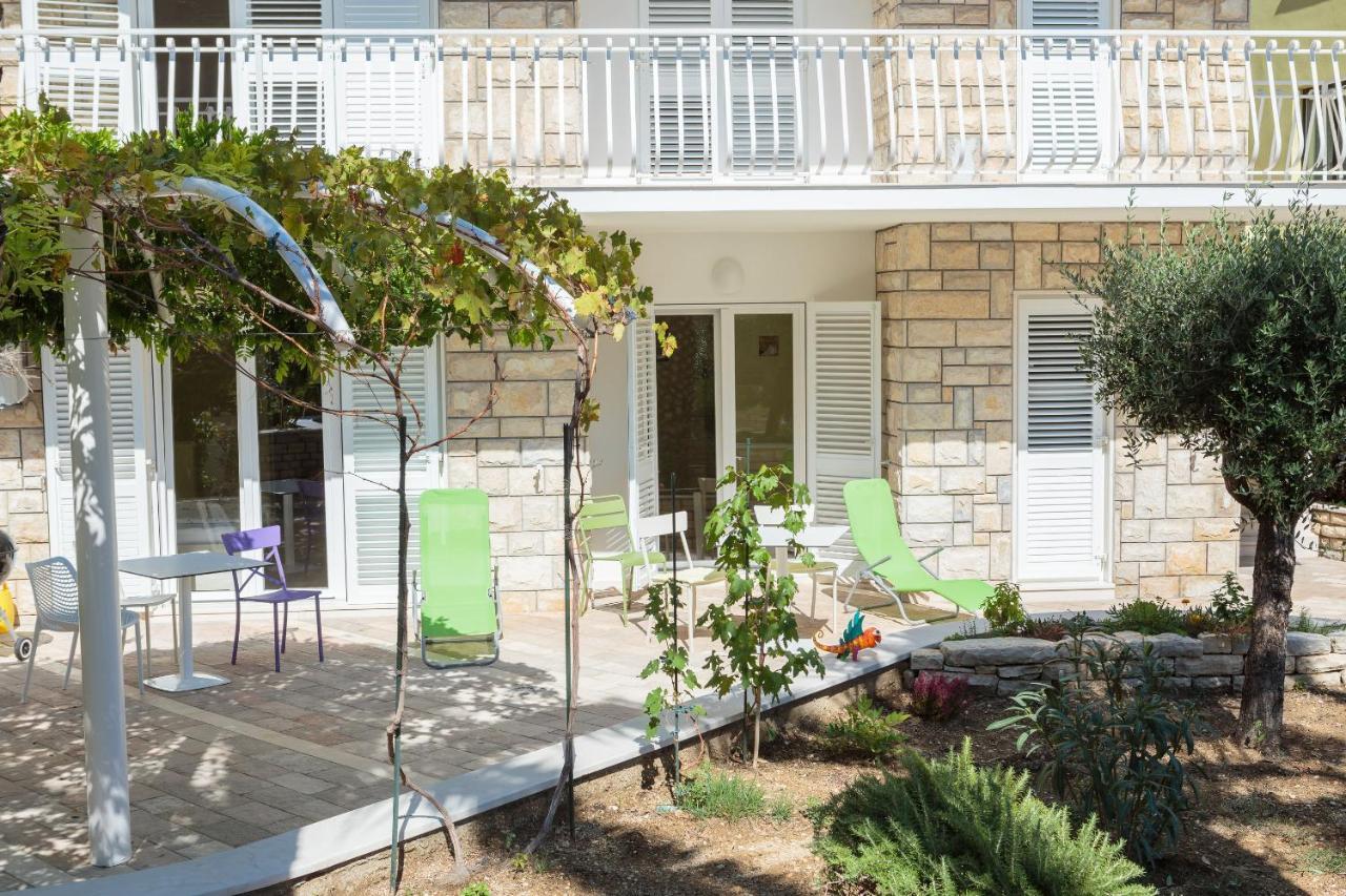 Apartments And Room Alen Duce Ngoại thất bức ảnh