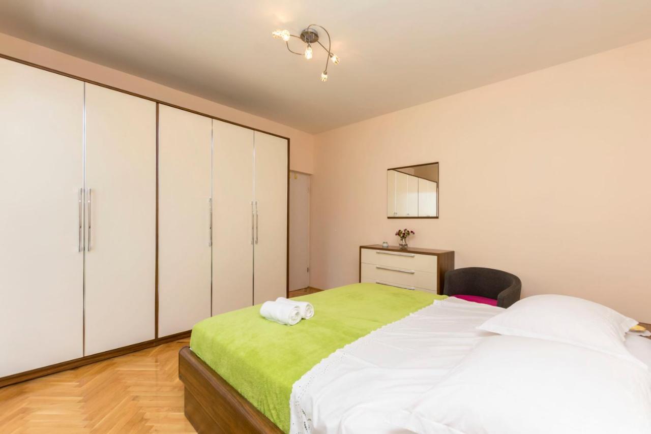 Apartments And Room Alen Duce Ngoại thất bức ảnh